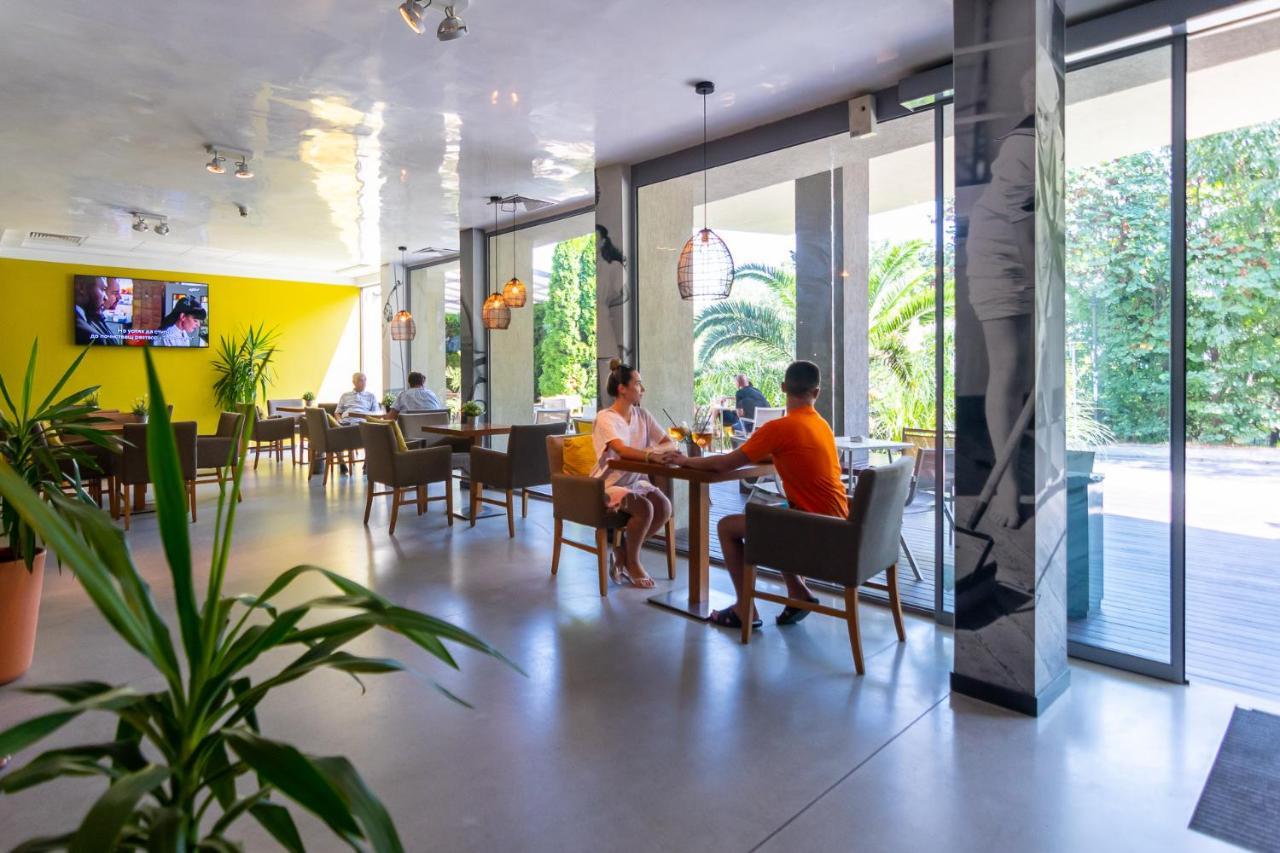 Hotel Excelsior Zlatni pjasătsi Eksteriør bilde
